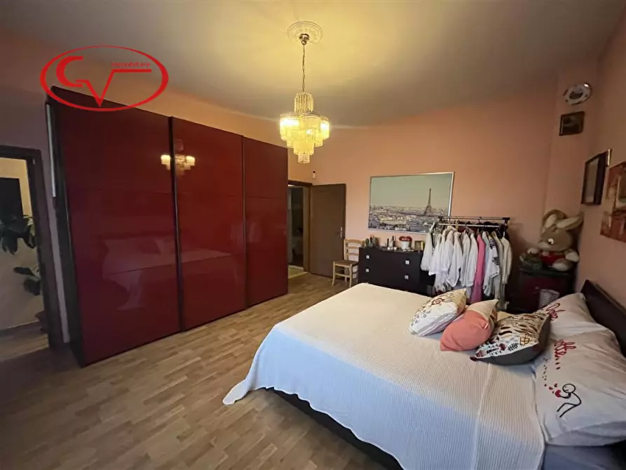 Immagine 11 di Casa bifamiliare in vendita  in Strada Comunale delle Cave a Terranuova Bracciolini