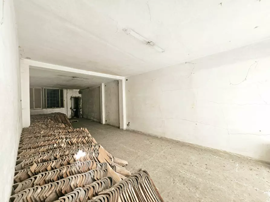 Immagine 3 di Palazzo in vendita  in VIA GIOVANNI MIANI a Rovigo