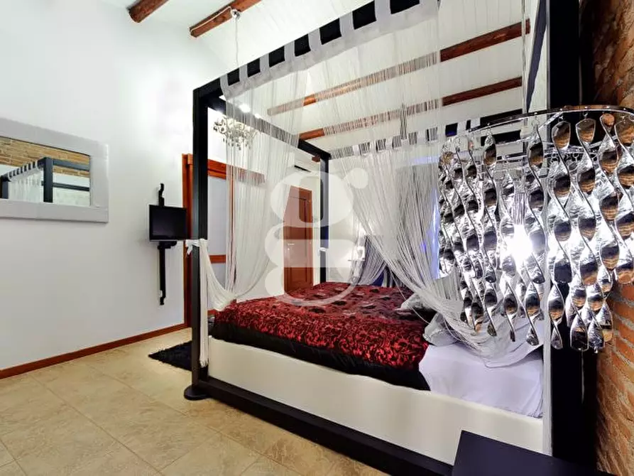 Immagine 7 di Bed & Breakfast in vendita  in VIA FULCI, 141 a Milazzo