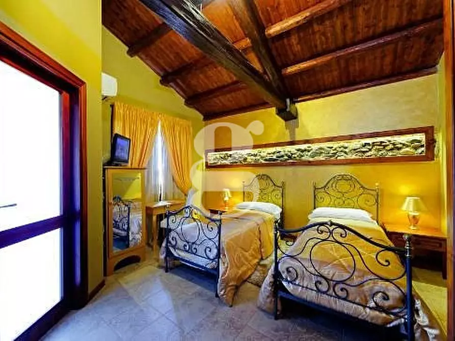 Immagine 16 di Bed & Breakfast in vendita  in VIA FULCI, 141 a Milazzo