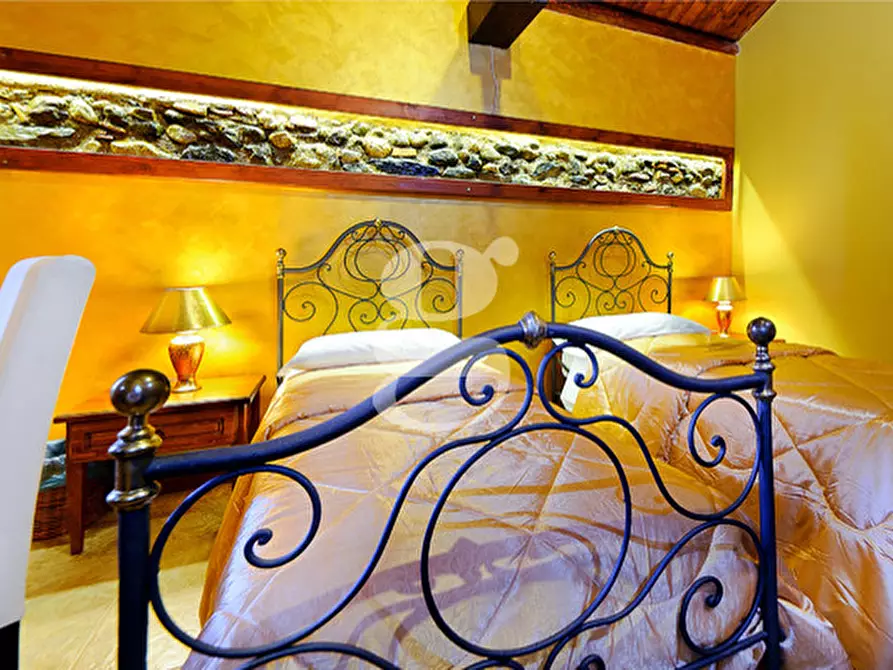 Immagine 17 di Bed & Breakfast in vendita  in VIA FULCI, 141 a Milazzo