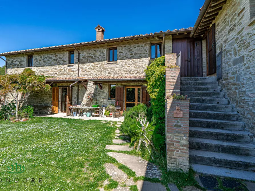 Immagine 1 di Rustico / casale in vendita  in Frazione Santa Cristina 21 a Gubbio