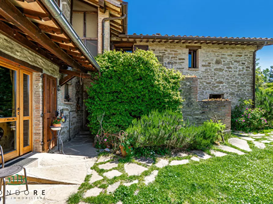 Immagine 8 di Rustico / casale in vendita  in Frazione Santa Cristina 21 a Gubbio