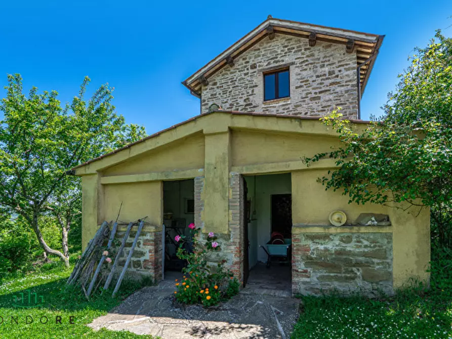 Immagine 14 di Rustico / casale in vendita  in Frazione Santa Cristina 21 a Gubbio