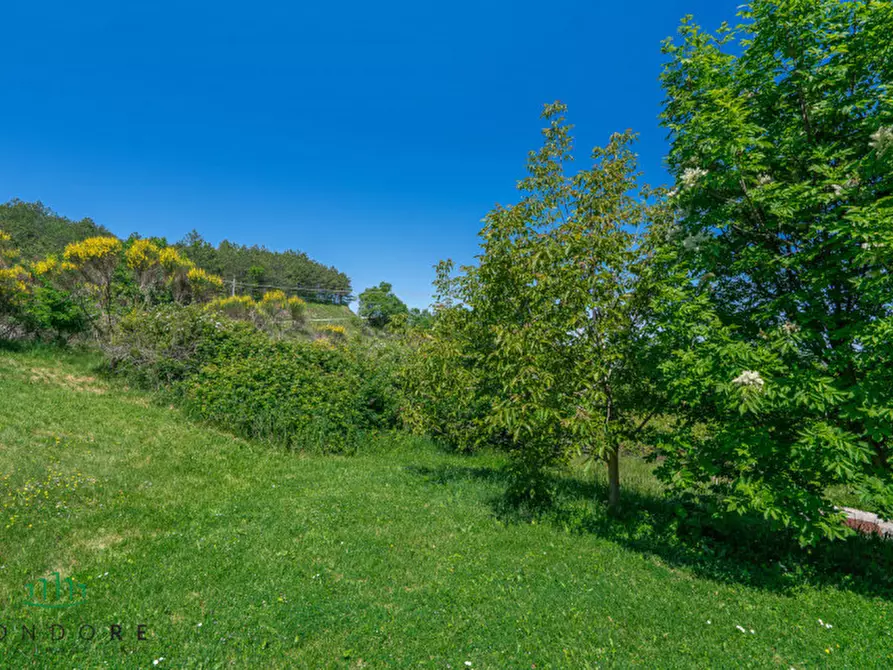Immagine 10 di Rustico / casale in vendita  in Frazione Santa Cristina 21 a Gubbio