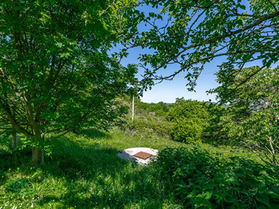 Immagine 16 di Rustico / casale in vendita  in Frazione Santa Cristina 21 a Gubbio