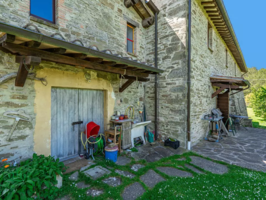Immagine 12 di Rustico / casale in vendita  in Frazione Santa Cristina 21 a Gubbio