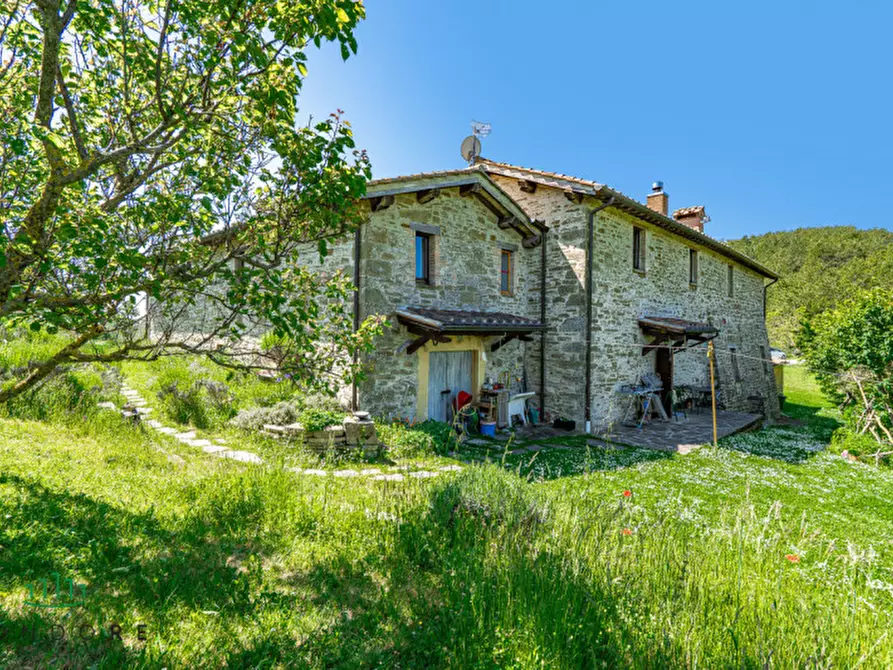 Immagine 14 di Rustico / casale in vendita  in Frazione Santa Cristina 21 a Gubbio