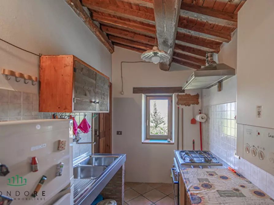 Immagine 23 di Rustico / casale in vendita  in Frazione Santa Cristina 21 a Gubbio