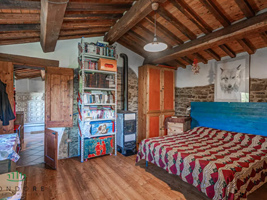 Immagine 28 di Rustico / casale in vendita  in Frazione Santa Cristina 21 a Gubbio
