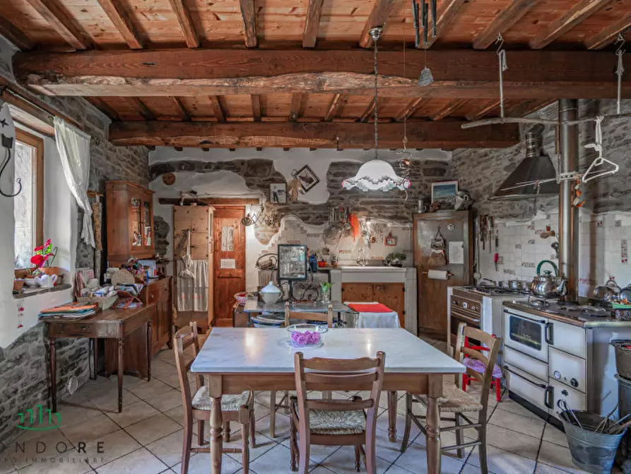 Immagine 43 di Rustico / casale in vendita  in Frazione Santa Cristina 21 a Gubbio