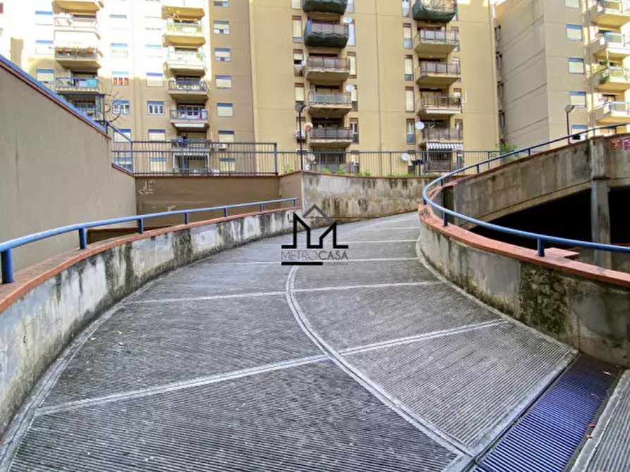 Immagine 32 di Appartamento in vendita  a Palermo