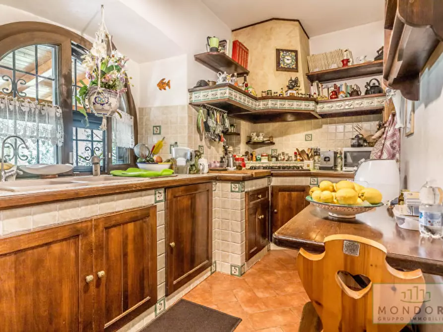 Immagine 11 di Villa in vendita  in via Vecchia di Velletri 33 a Grottaferrata