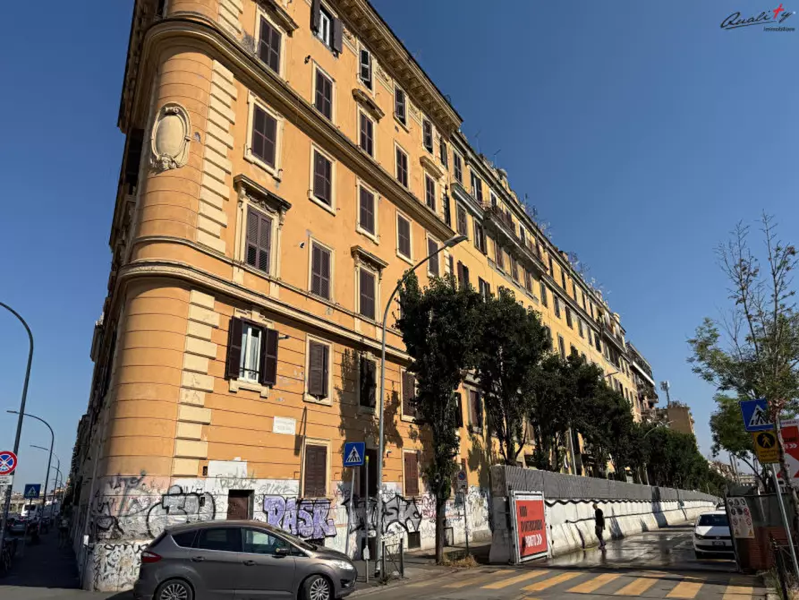 Immagine 22 di Appartamento in vendita  in Via Casilina a Roma