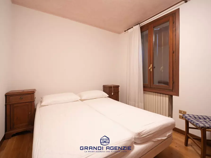 Immagine 17 di Palazzo in vendita  in Via Lago di Fimon, 11 a Arcugnano