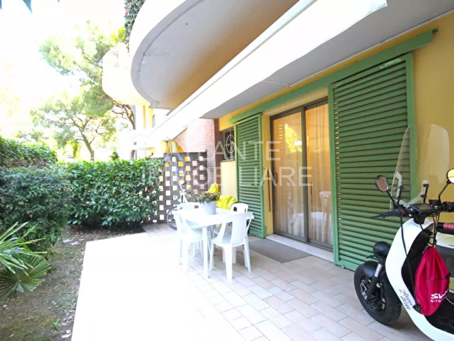 Immagine 15 di Appartamento in vendita  in viale Diaz a Riccione