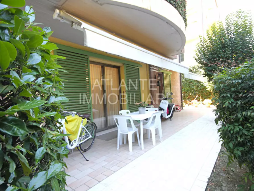 Immagine 16 di Appartamento in vendita  in viale Diaz a Riccione