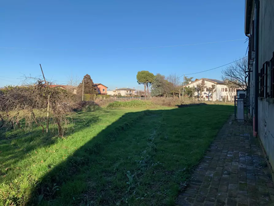 Immagine 3 di Rustico / casale in vendita  in Via Trieste a Piazzola Sul Brenta