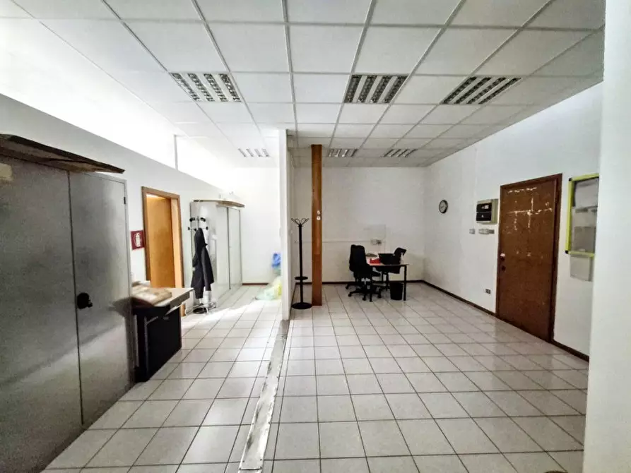 Immagine 8 di Ufficio in vendita  in Piazza Giovanni Buffa Schievano, 38050 Pieve Tesino TN, Italia a Pieve Tesino