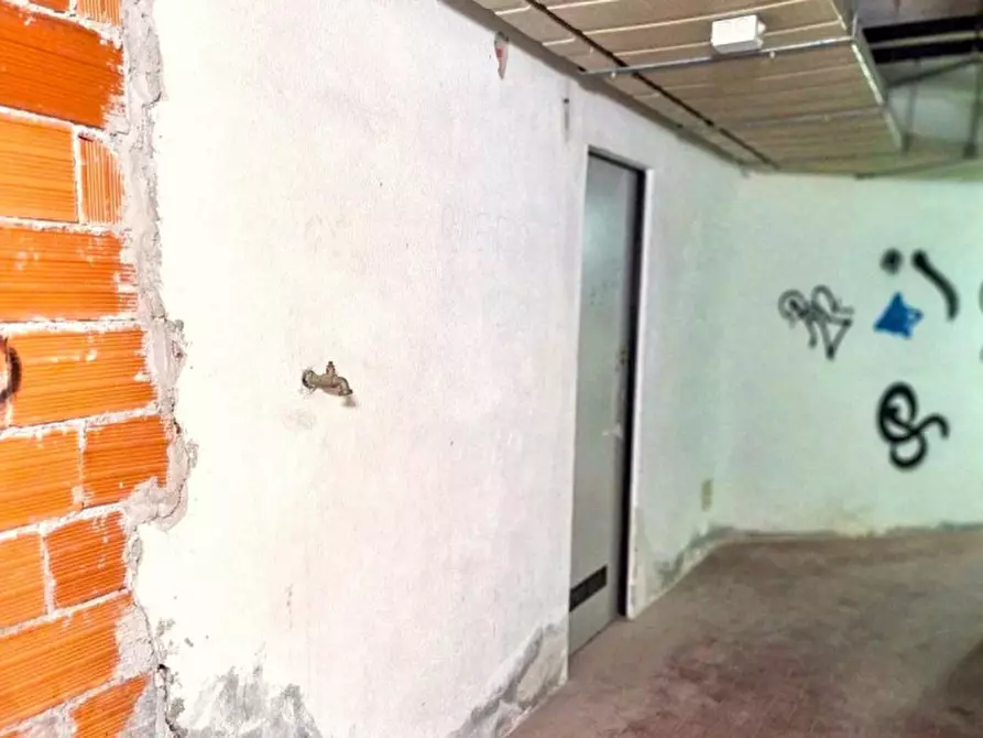 Immagine 7 di Magazzino in vendita  in Viale Orecchioni, 07021 Arzachena SS, Italia a Arzachena