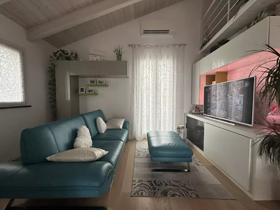 Immagine 2 di Attico in vendita  a Senigallia