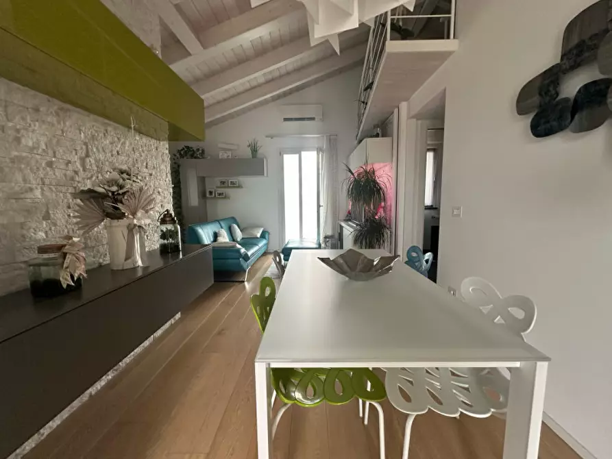 Immagine 3 di Attico in vendita  a Senigallia