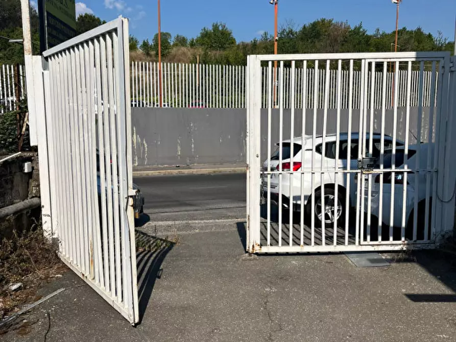 Immagine 3 di Capannone industriale in vendita  in Via della Maglianella a Roma