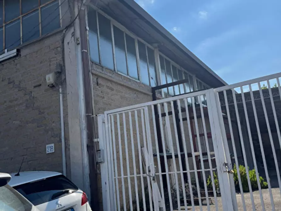 Immagine 4 di Capannone industriale in vendita  in Via della Maglianella a Roma