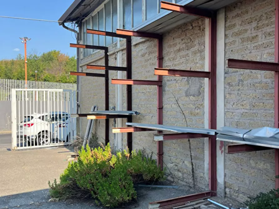 Immagine 24 di Capannone industriale in vendita  in Via della Maglianella a Roma