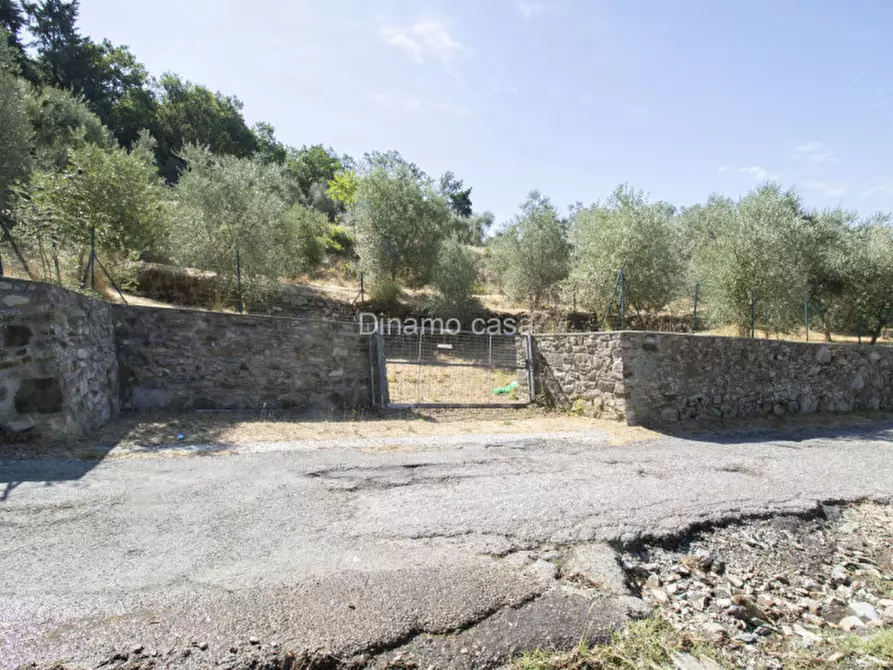 Immagine 22 di Terreno in vendita  a Prato