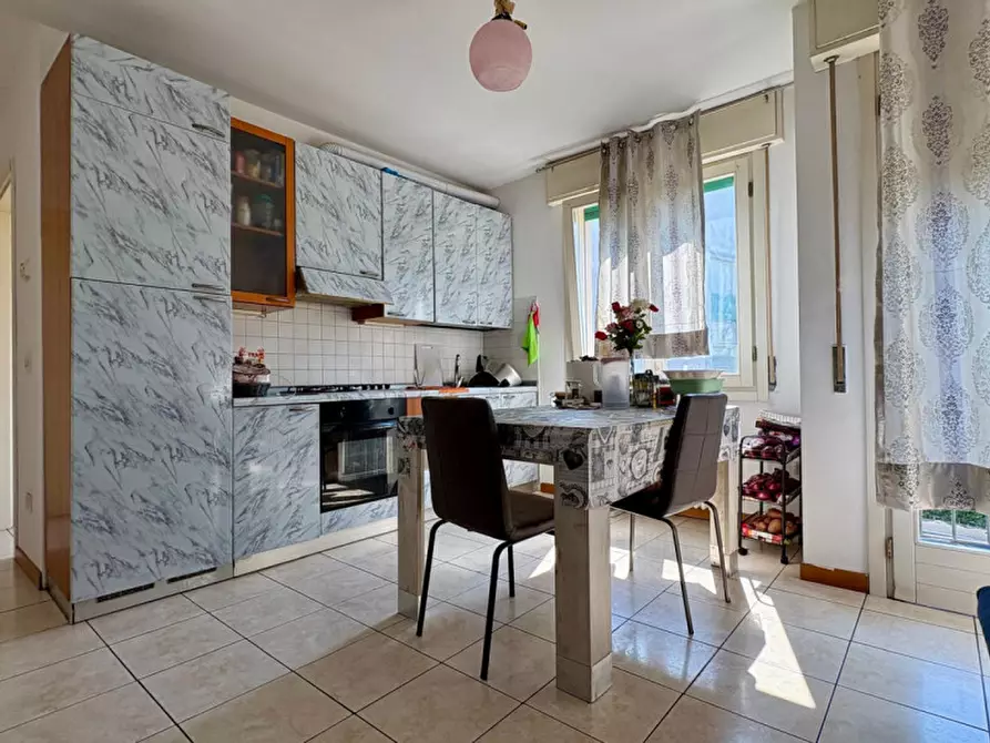 Immagine 3 di Appartamento in vendita  in Via Monte Coni Zugna, 1 a Vicenza