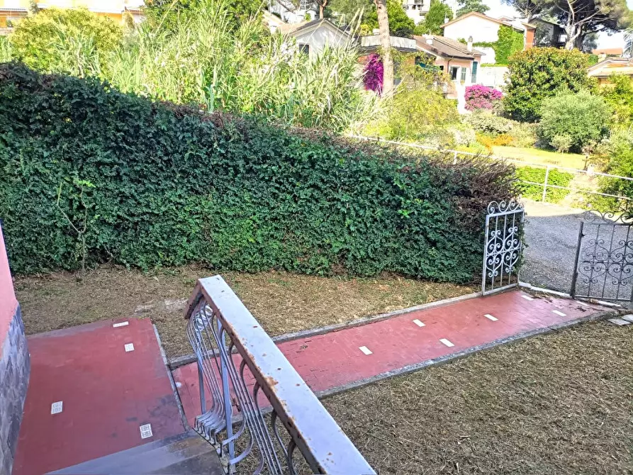 Immagine 10 di Appartamento in vendita  in Corso Nicolo Cuneo 30E a Santa Margherita Ligure