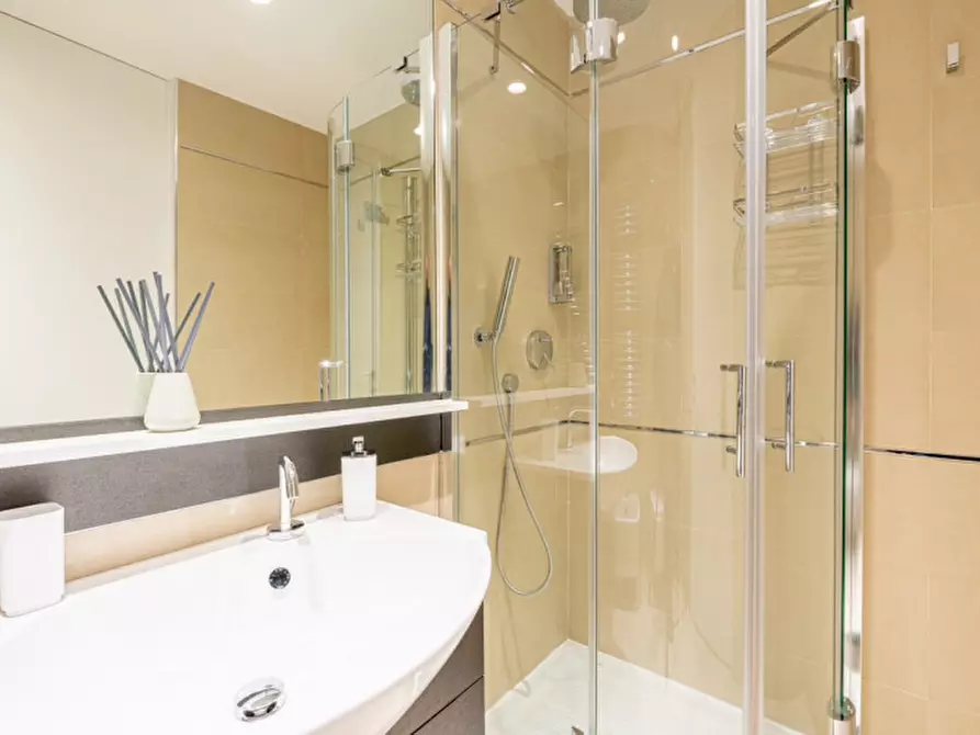 Immagine 12 di Appartamento in affitto  in VIA PANCIATICHI a Firenze