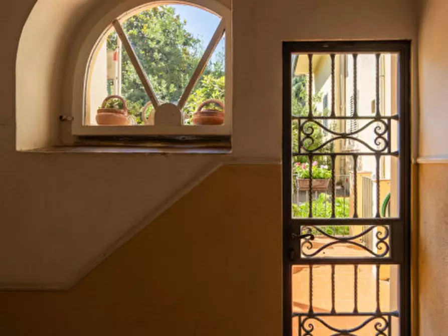 Immagine 7 di Appartamento in affitto  in VIA DELLA MATTONAIA a Firenze