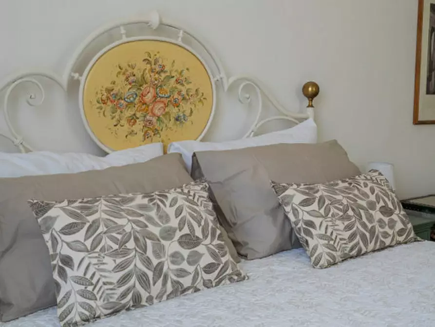 Immagine 11 di Appartamento in affitto  in VIA DELLA MATTONAIA a Firenze