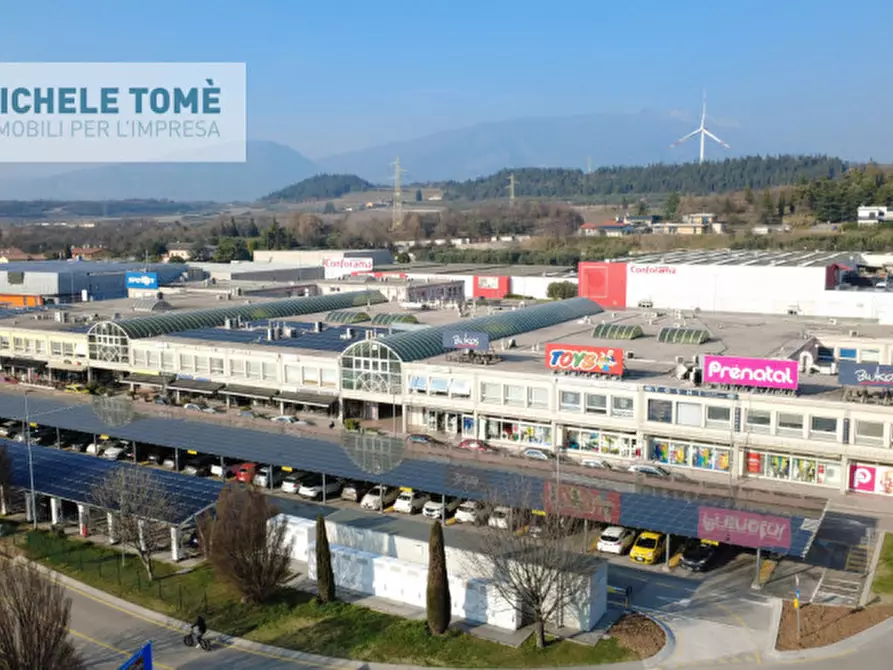 Immagine 7 di Negozio in vendita  in via pascoli a Affi