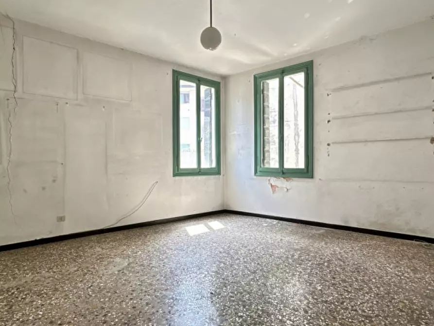 Immagine 8 di Palazzo in vendita  in Via Fra' Giocondo a Treviso