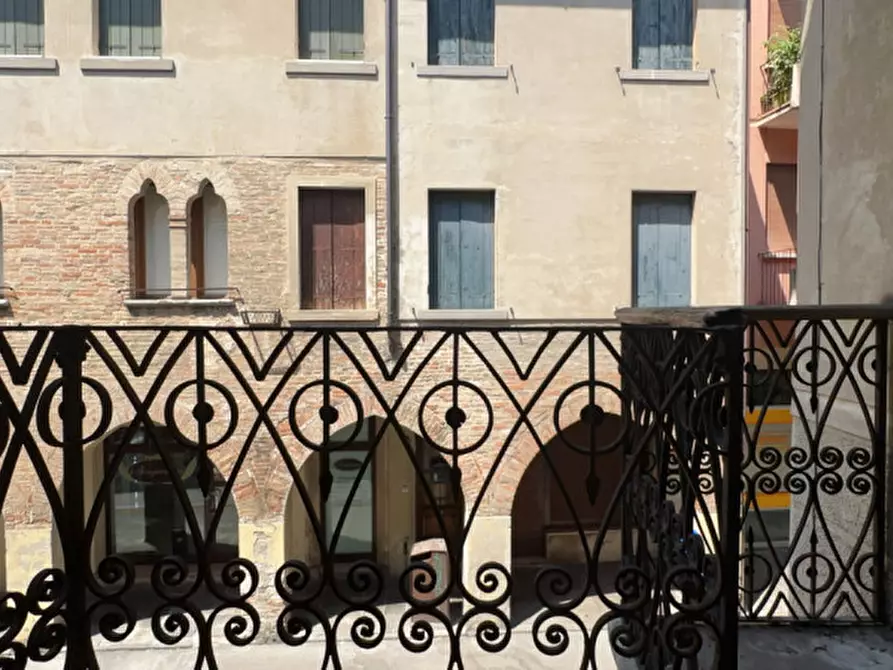Immagine 12 di Palazzo in vendita  in Via Fra' Giocondo a Treviso