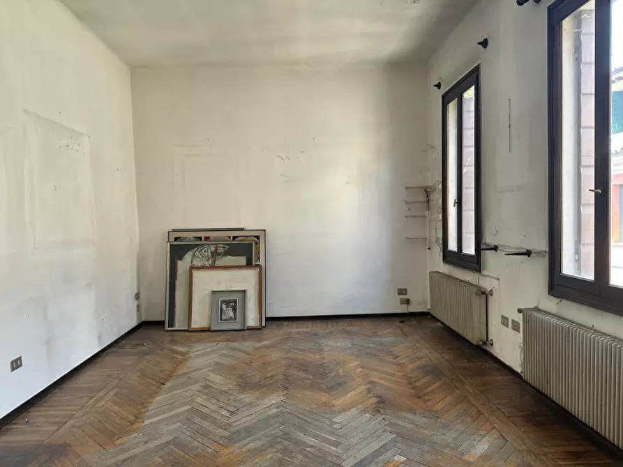 Immagine 45 di Palazzo in vendita  in Via Fra' Giocondo a Treviso
