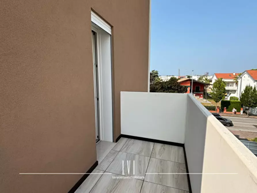 Immagine 27 di Appartamento in vendita  in via vincenzo monti 12 a Jesolo