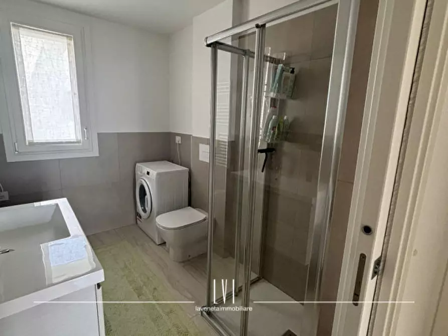 Immagine 43 di Appartamento in vendita  in via vincenzo monti 12 a Jesolo