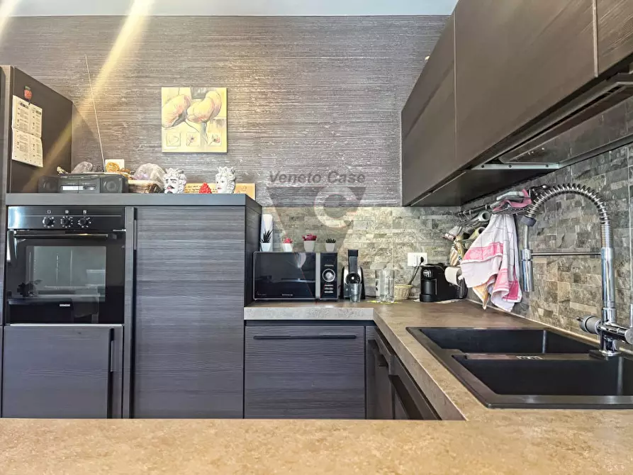 Immagine 8 di Appartamento in vendita  in Via Michelangelo Buonarroti 20 a Campagna Lupia