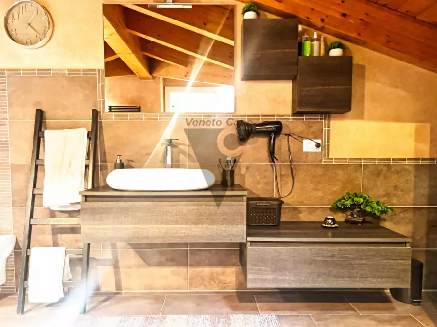 Immagine 18 di Appartamento in vendita  in Via Michelangelo Buonarroti 20 a Campagna Lupia