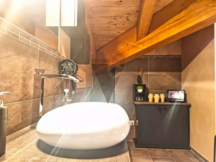 Immagine 20 di Appartamento in vendita  in Via Michelangelo Buonarroti 20 a Campagna Lupia