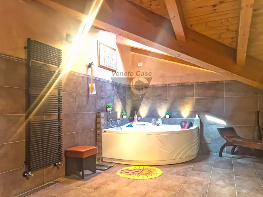 Immagine 21 di Appartamento in vendita  in Via Michelangelo Buonarroti 20 a Campagna Lupia