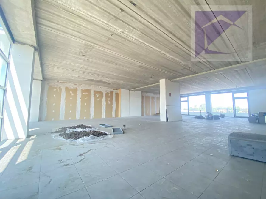 Immagine 3 di Ufficio in vendita  a Loreggia