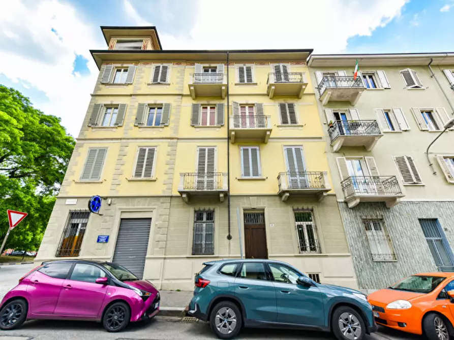 Immagine 21 di Appartamento in vendita  in Via Casalborgone 32 a Torino