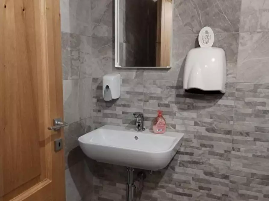 Immagine 6 di Attività commerciale in vendita  in via Latina 12 a Romans D'isonzo