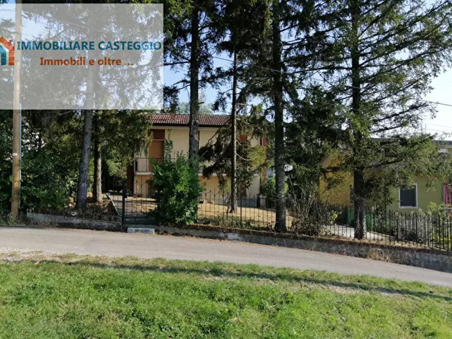 Immagine 14 di Villa in vendita  in Via Belvedere a Montalto Pavese