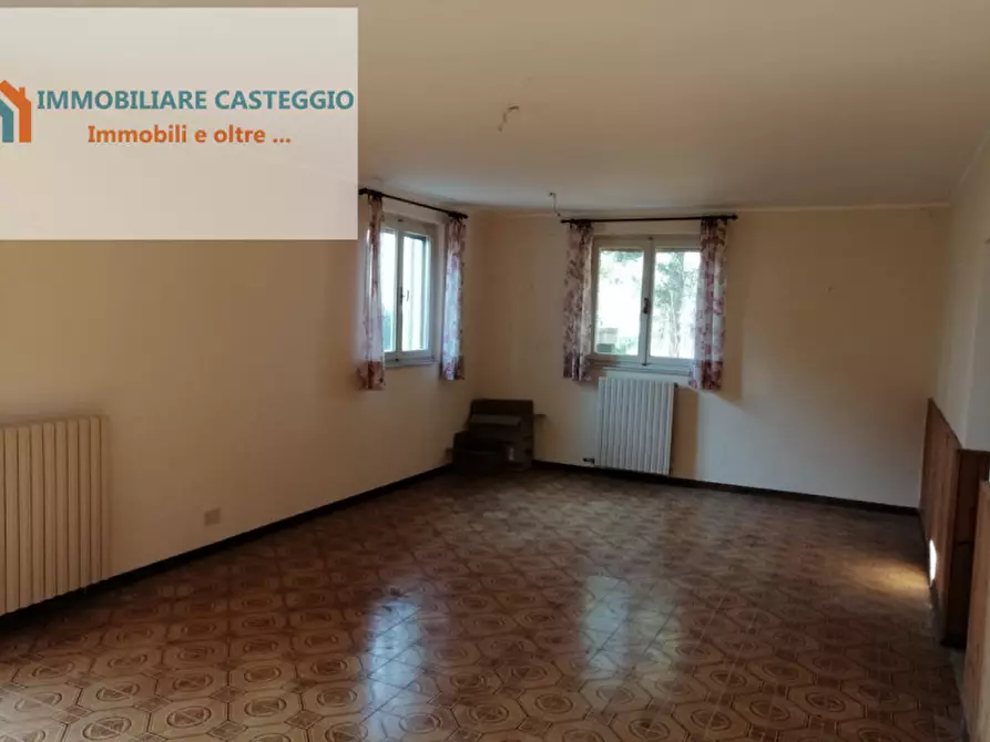 Immagine 30 di Villa in vendita  in Via Belvedere a Montalto Pavese